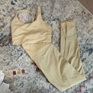 Set Active Set size XS/S (Bra & Leggings)